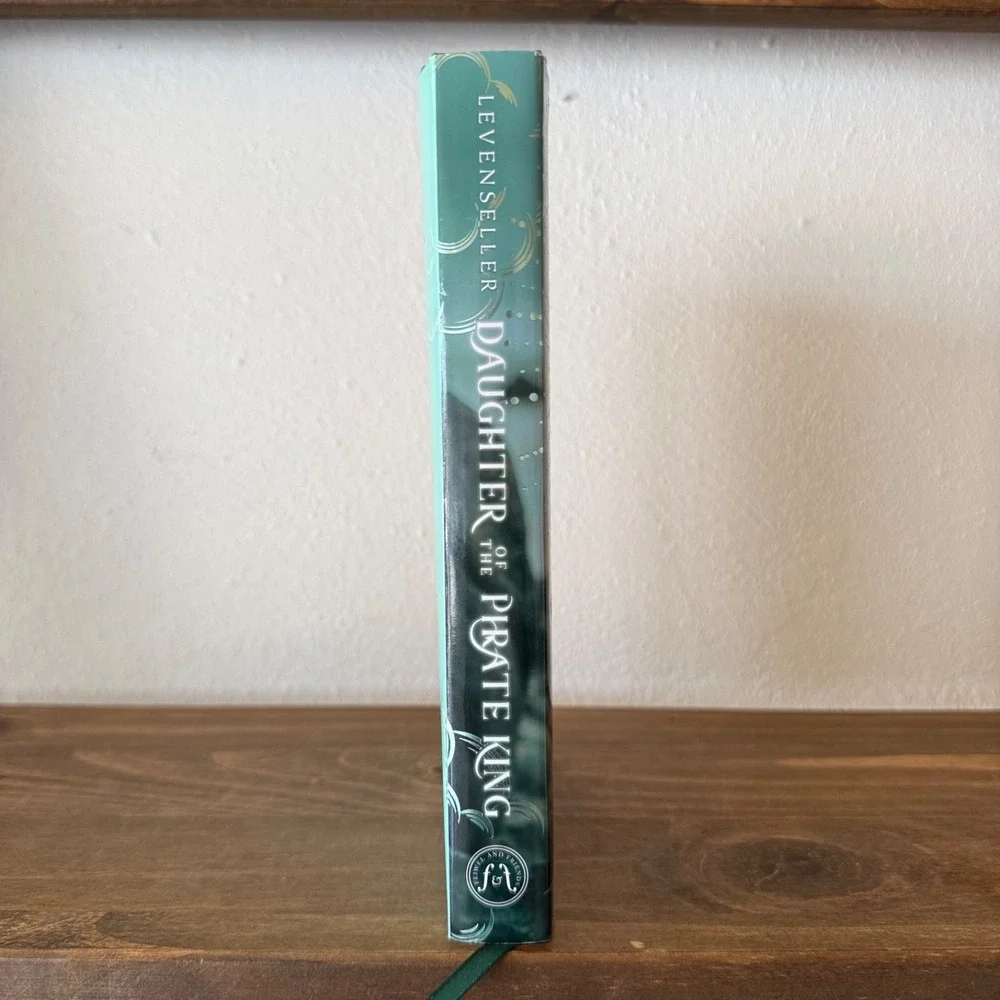 Daughter of the Pirate King Hardcover Tricia Levenseller YA Fantasy‎